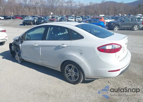 2018 Ford Fiesta Se z USA, uszkodzony, nr VIN 3FADP4BJ0JM135980